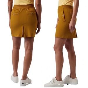 ATHLETA Vienna Cargo Skort Women Size 10 Gold Activewear Performance Golf Ladies